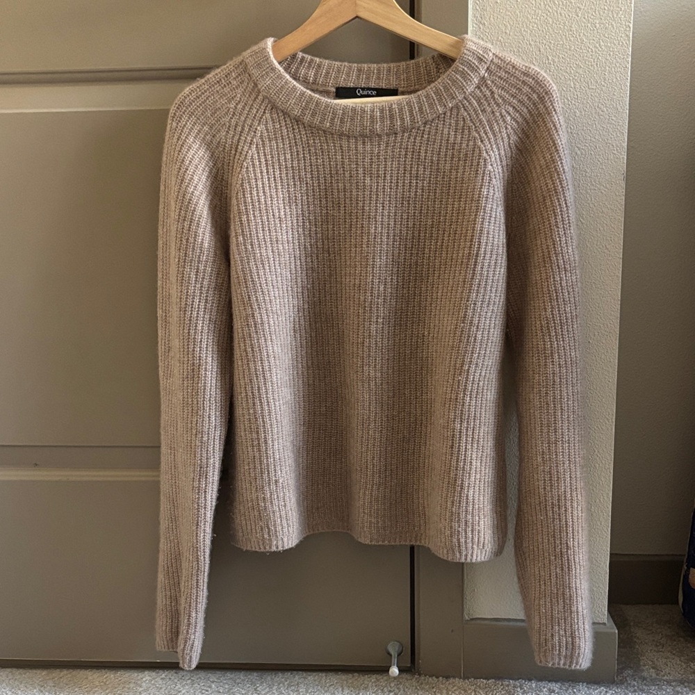 Quince women’s Mongolian Cashmere Fisherman Crewneck Sweater size medium